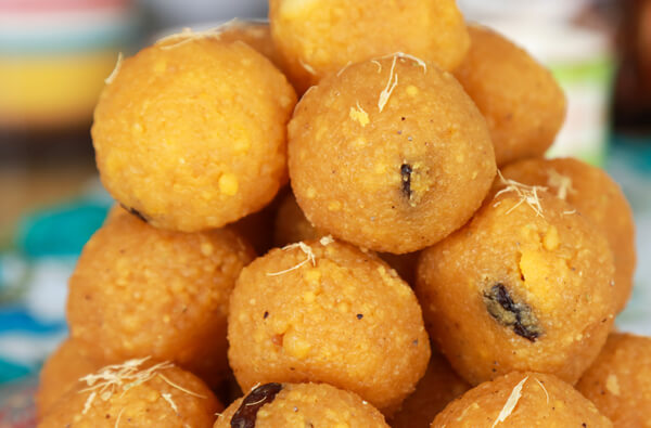 Mothi choor laddu